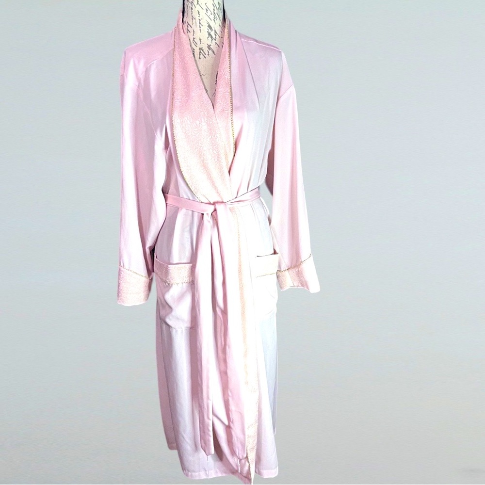 Victoria Secrets Elegant Pink Satin Robe Size M